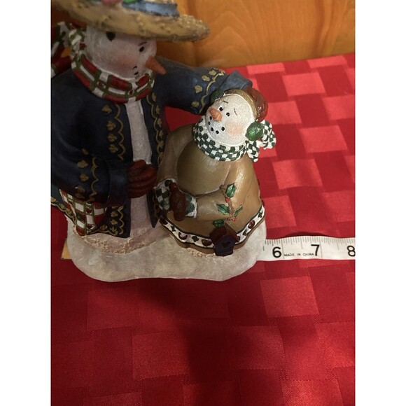 Raz Imports Deb Strain Snow People The Spirit of Christmas is Love Figurine - Picture 10 of 12